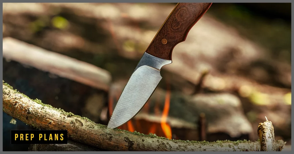 camping knife to use in the woods